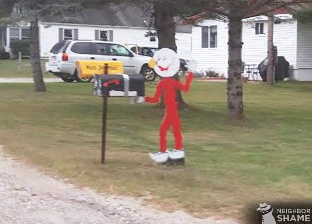 Creepy-Mailbox-Thing